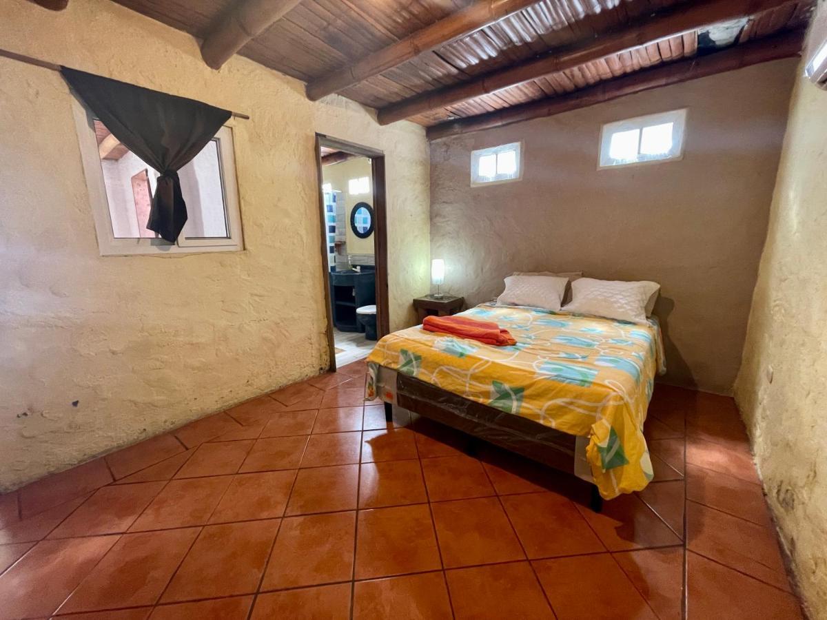 Johnnys Place Hotel Monterrico Exteriér fotografie